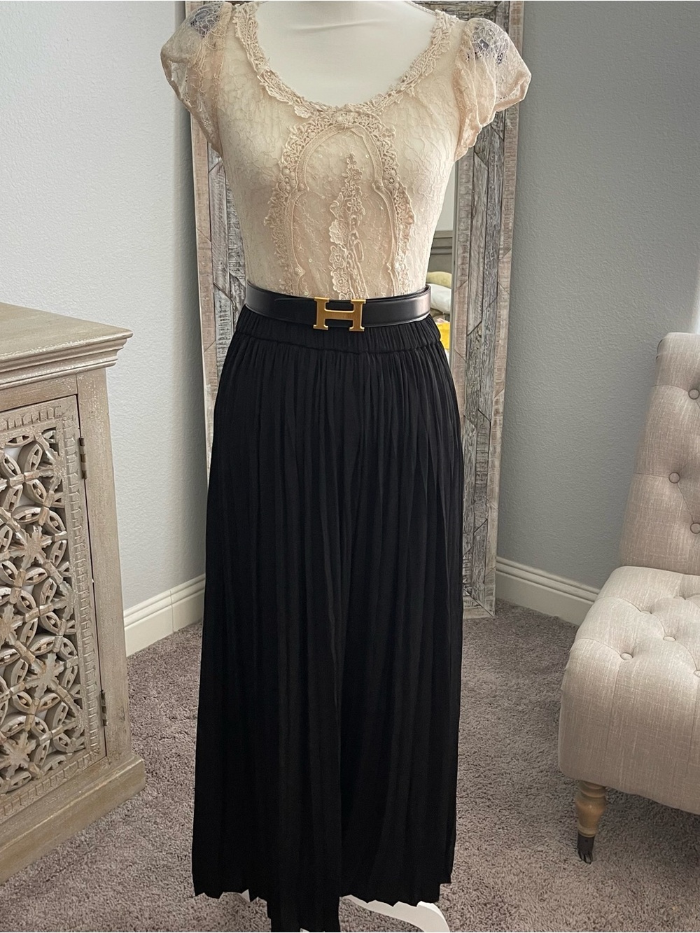 Black Maxi Skirt - Elegant Everyday Style